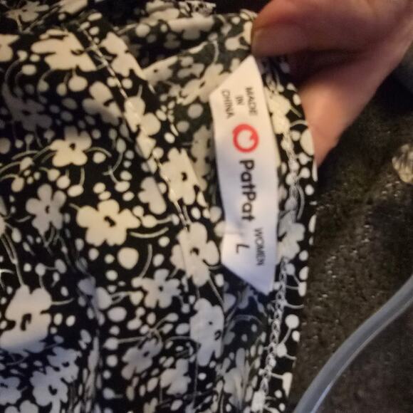 Patpat Floral Peplum Blouse - New with Tags - Stylish - Picture 4 of 6